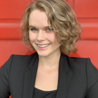 Amanda Gutzke-headshot