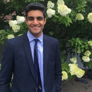 Devan Bhardwaj headshot