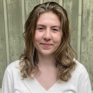 Katie T headshot